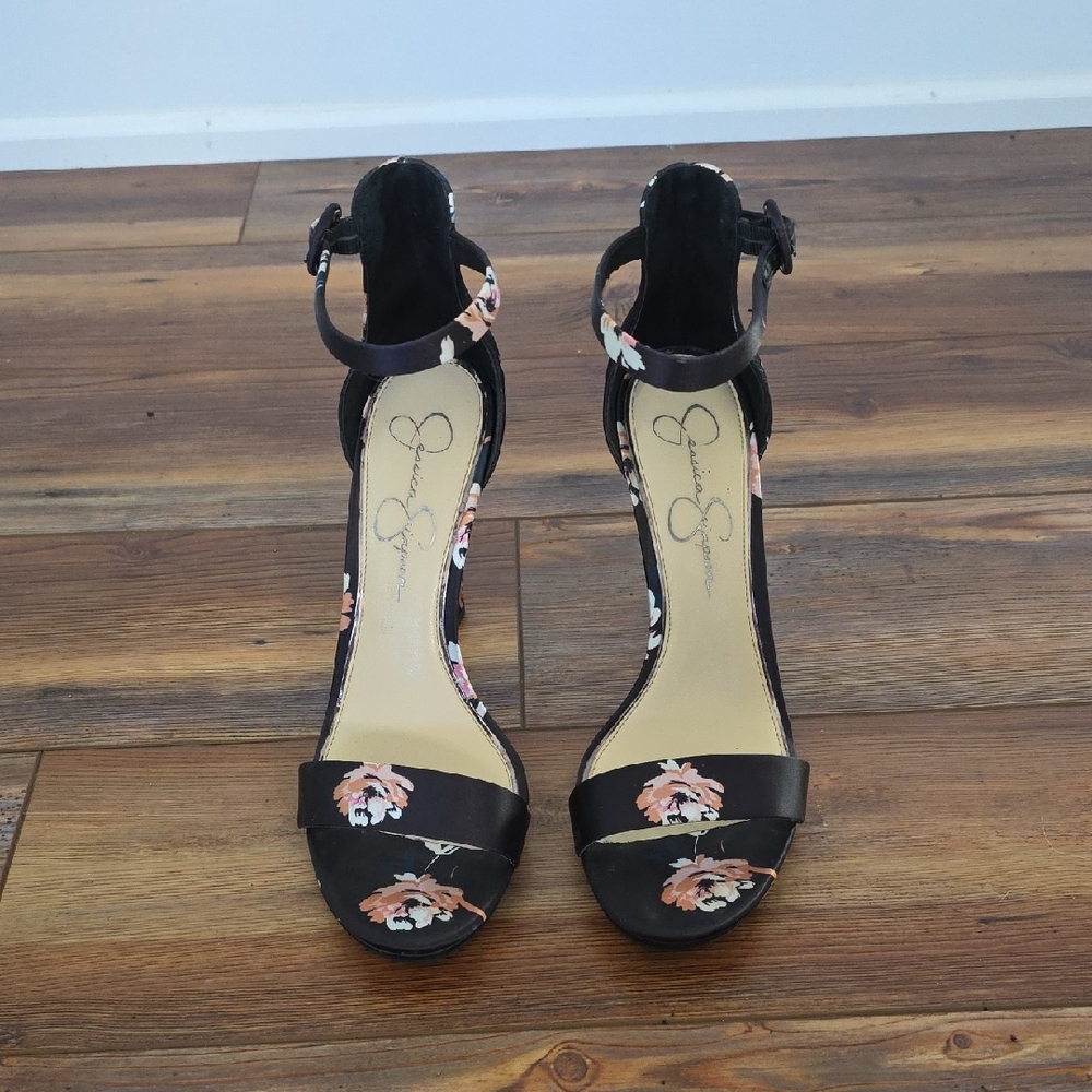 Jessica Simpson Black Floral Heels